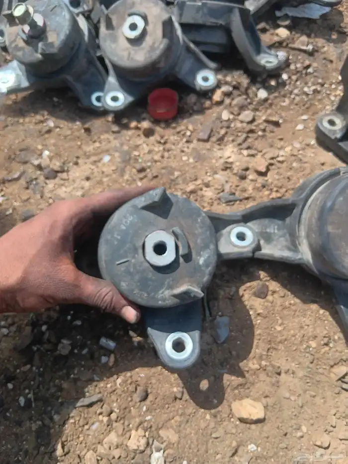 يتوفر لدينا كراسي هندا اكورد من 8لا 12ومن 13لا17اصلي وكاله 4