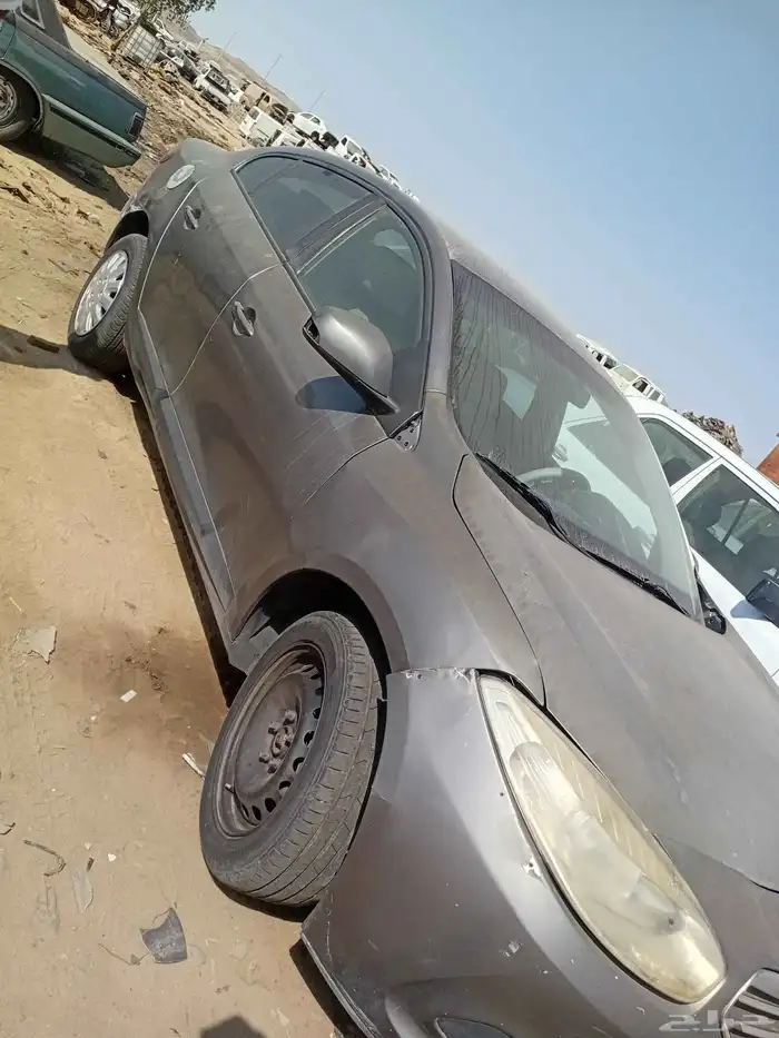 رينو فروانس قطع غيار تشليح موديل 2010 3