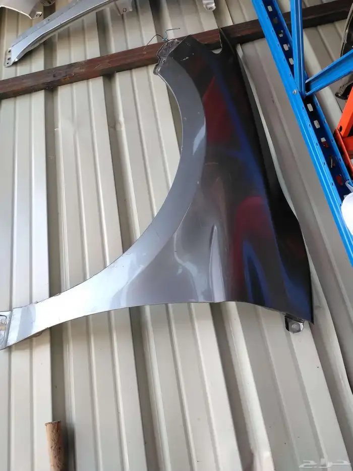 رفرف امامي يسار كامري 2025  2026 1