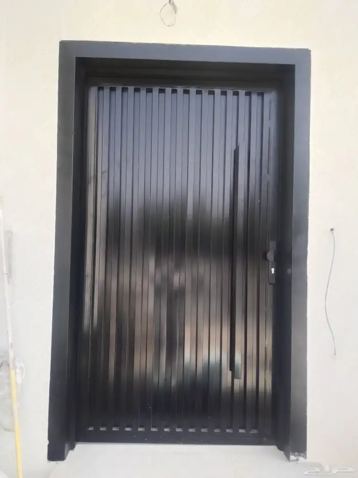 ورشة كيان الخليج للحداده المنيوم معلم محمد اجمل باكستاني 8