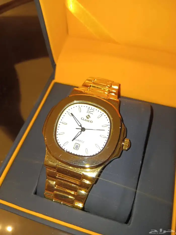 ساعة الحرمين ذهبية 3