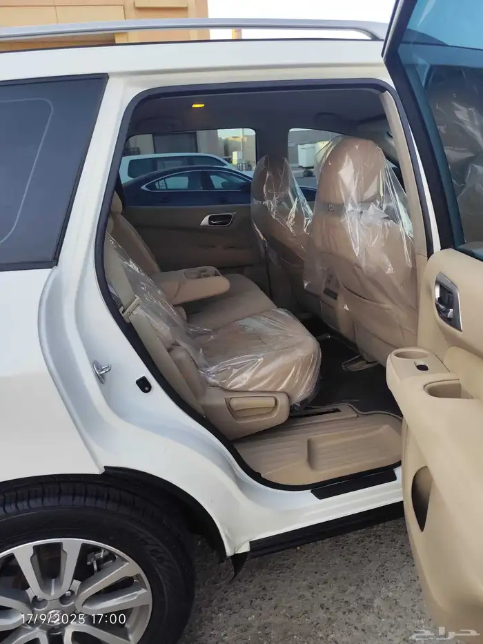 للبيع نيسان باثفندر 2WD نظيفة ممشى قليل بالاحساء 32