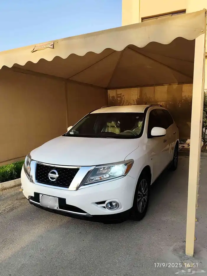 للبيع نيسان باثفندر 2WD نظيفة ممشى قليل بالاحساء 26