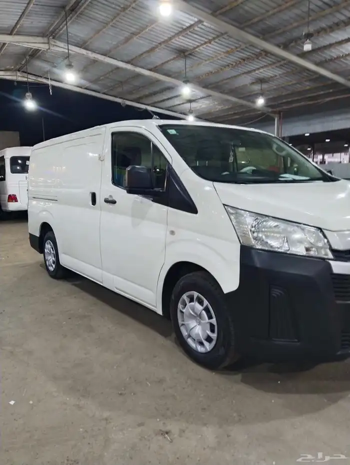 2022 Toyota HiAce Van 2
