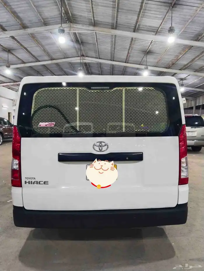 2022 Toyota HiAce Van 5