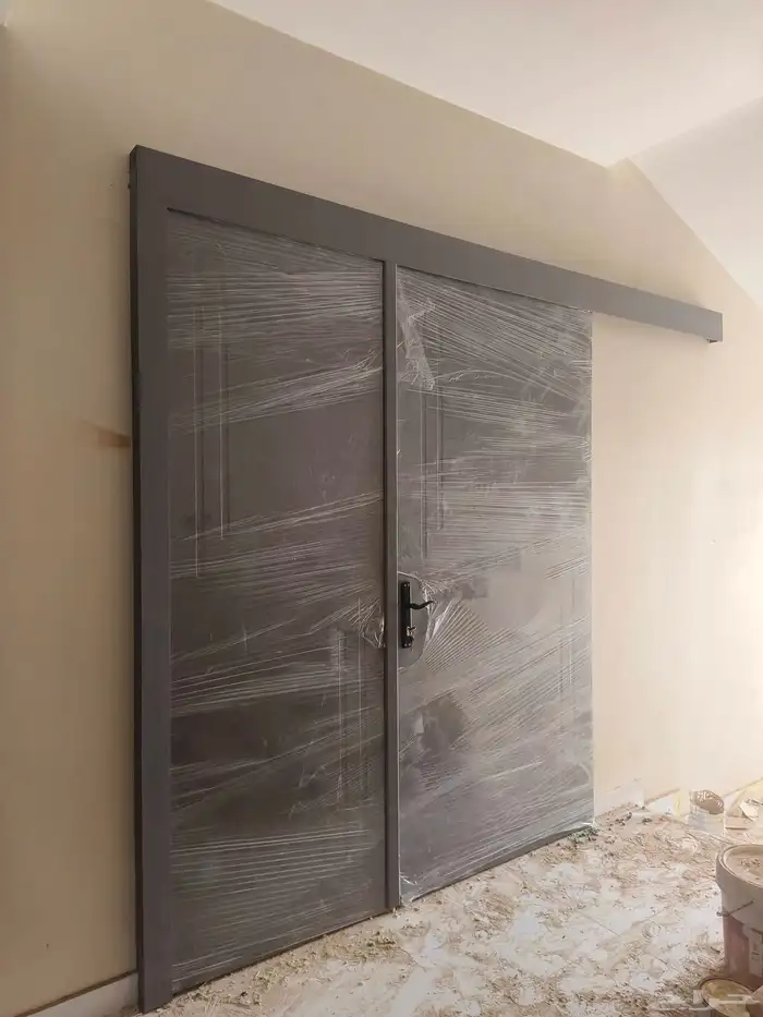 تفصيل ابواب خشب بجميع انواعها ودبليو بي سي 1