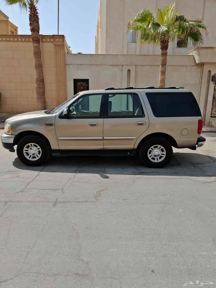 فورد اكسبديشن 2001 0