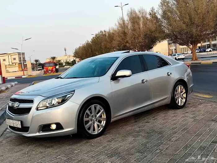 للبيع ماليبو فل اوبشن بحالة ممتازة LTZ نظيفة 4 سلندر الاحساء 18