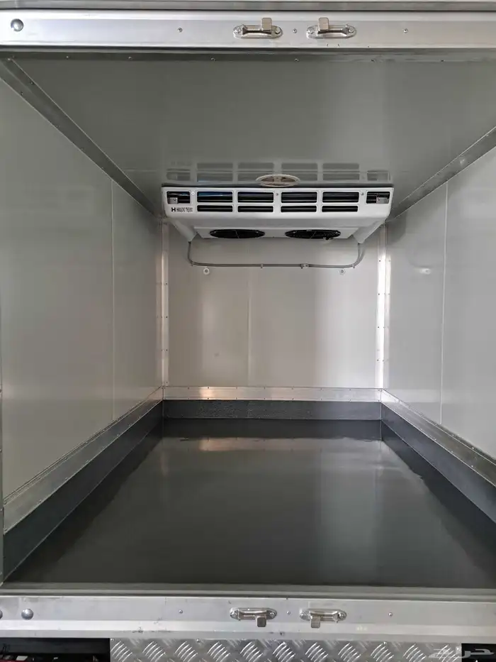 Manufacturing car truck and van cooling boxes 4