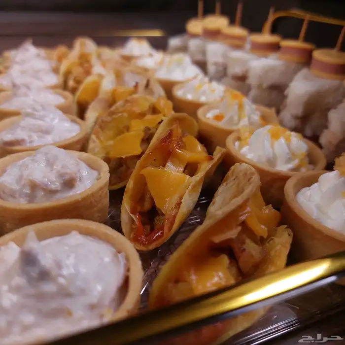 صواني حالي ومالح لذيذه 0