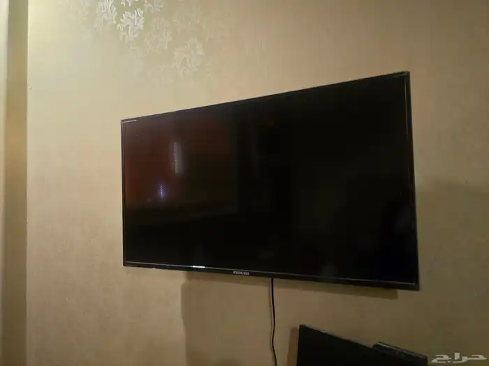 Nikai LED 42  FHD Screen 1