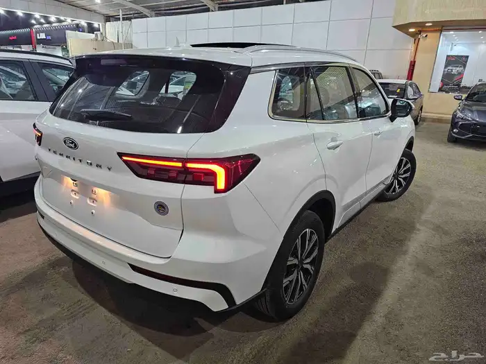 فورد تيريتورى ترند 2026 الشكل الجديد 2