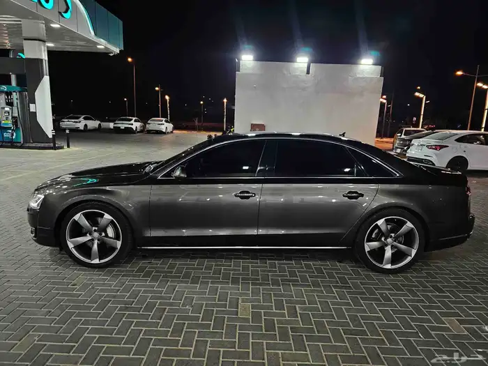 اودي a8 2015 ممشى 172 الف 16