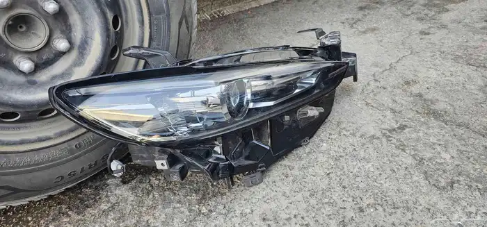 شمعه مازدا سكس فل وساندر كله موجود 0