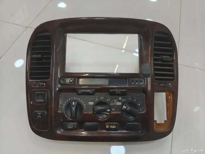 وديكور مسجل لاندكروزر 2002 مع المكيف 3