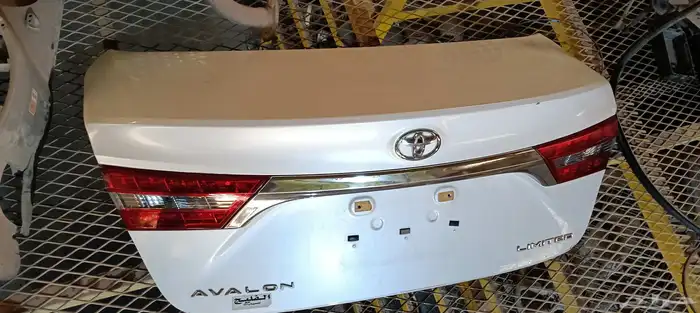 باب غطا شنطه سياره تيوتا افالون وكاله اصلي بدون خدش ابيض 1