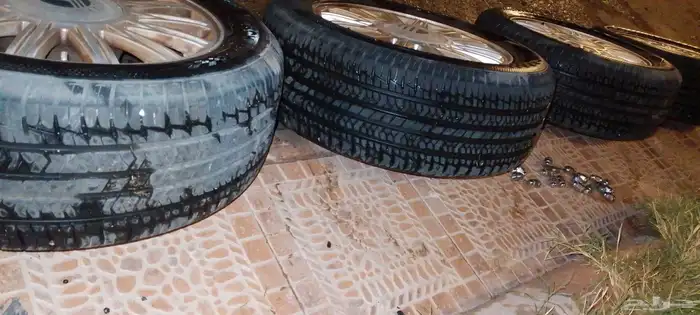 جنوط مع كفارات ماركيز 2011 نظاف قوه مع الصواميل والطيس2023ت 2