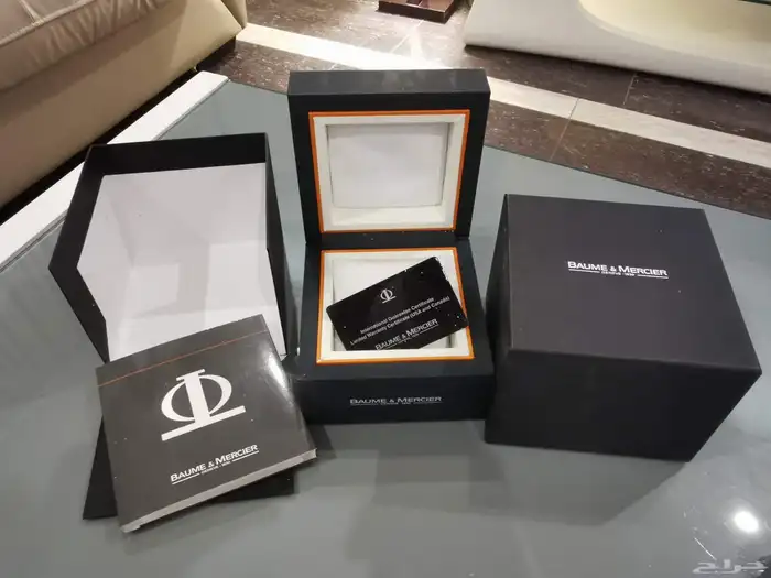 علبة مون بلان جيفنشي بالمان فراري YSL بربري CD مازراتي اجنر 0