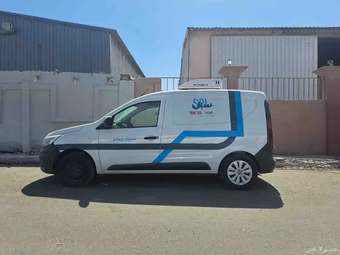Manufacturing car truck and van cooling boxes 0