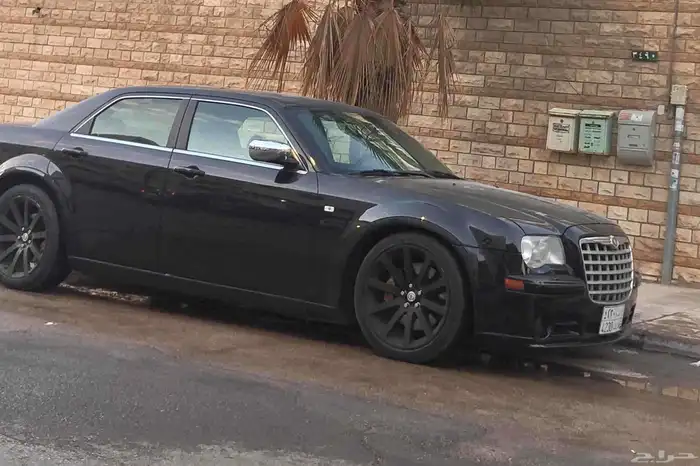 كرايسلر اس ار تي SRT8 2006 للبيع او للبدل 21