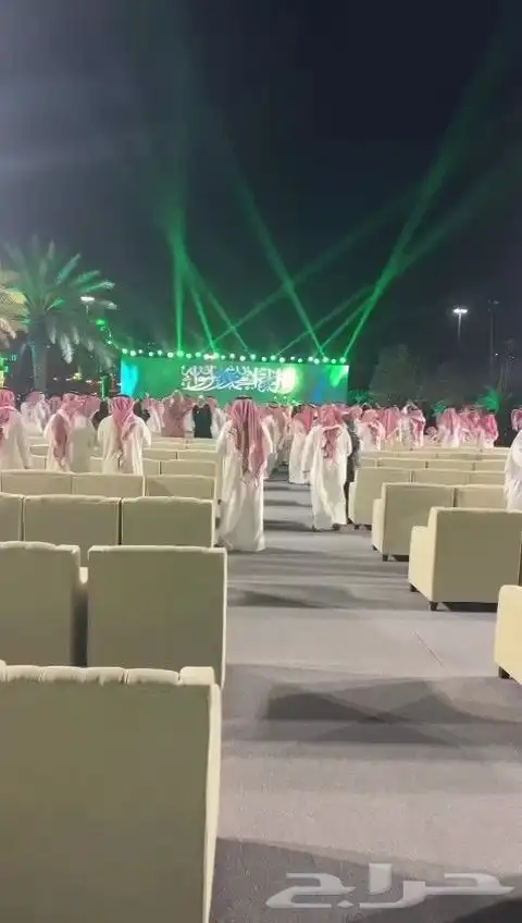 شاشات عرض بأعلي جوده 3