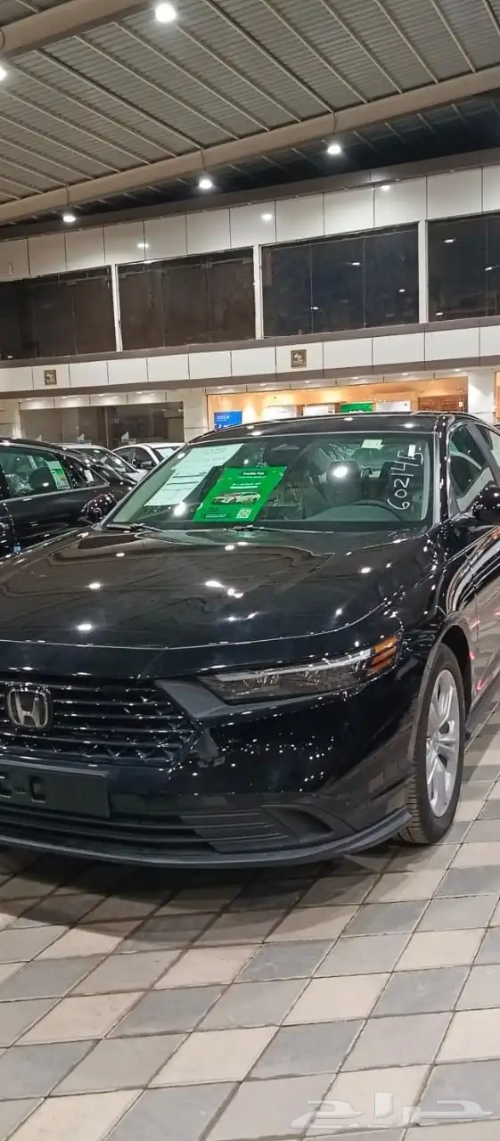 هوندا اكورد 2025LX 3
