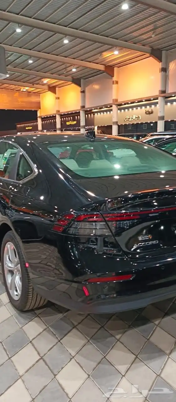 هوندا اكورد 2025LX 4
