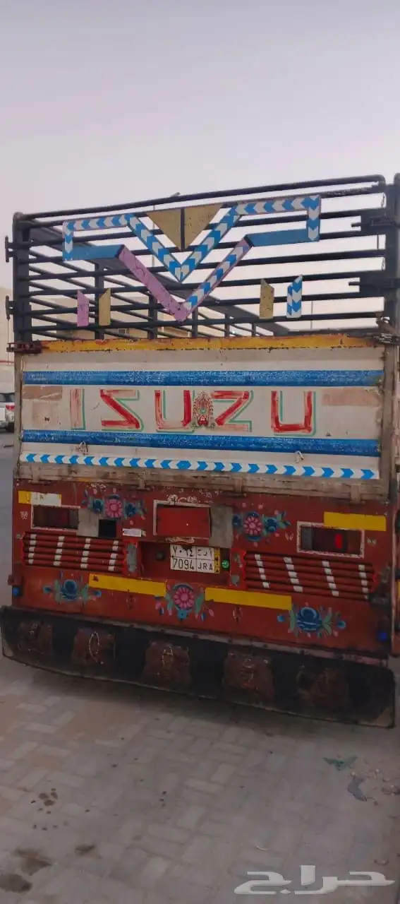 Isuzu 2005 4