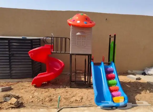 مراجيح وزحاليق خارجية وألعاب نفخ مائية وهوائية انواع مميزة 2