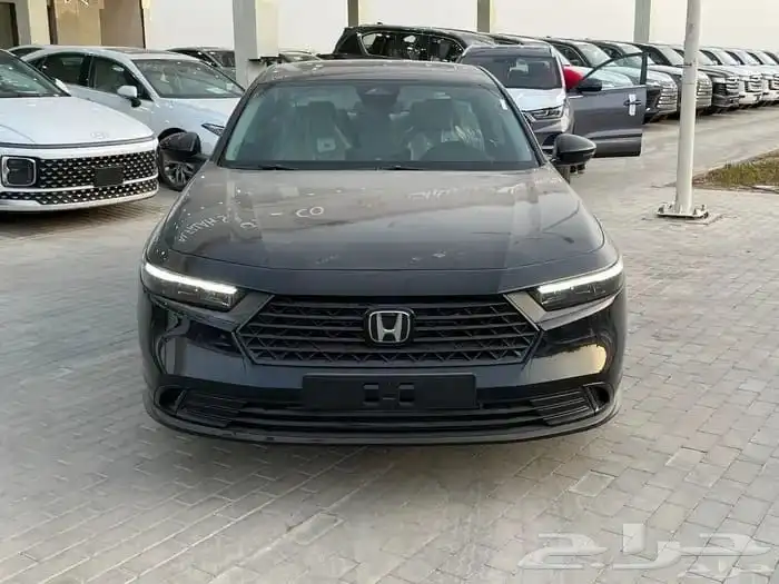 هوندا اكورد اي اكس 2025 1