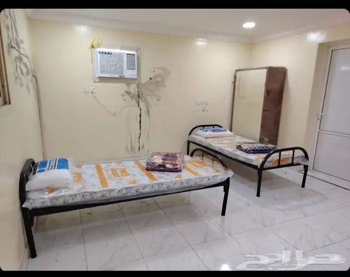 سرير حديد دورين ومراتب ودوليب وبطانيات كل شي متواجد 13