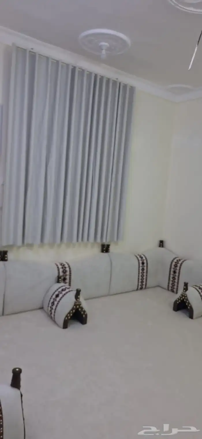 كنب اشفج خشب سيارة واي فاي تنجيد 1