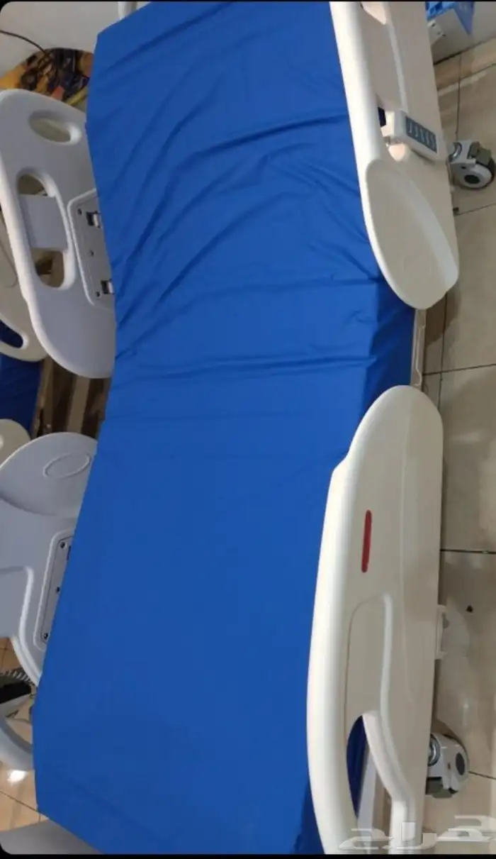 سرير طبي كهربائي 0