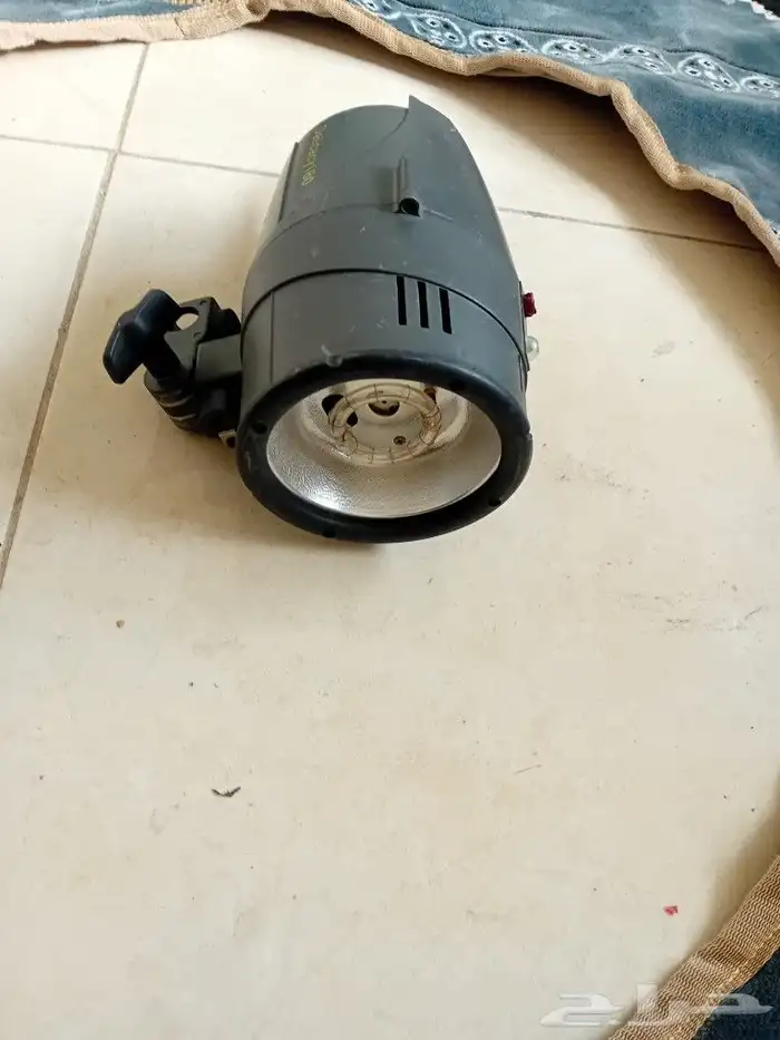 أدوات للبيع 2