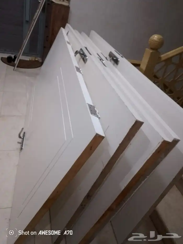 أبواب خشب عدد 9 نظيفة 0