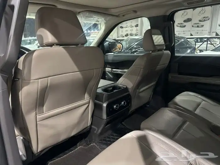 فورد اكسبديشن XLT 2021 4