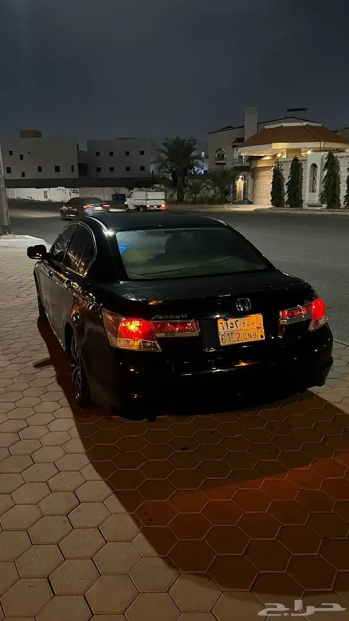 اكورد 2008 6 سلندر اسود 1