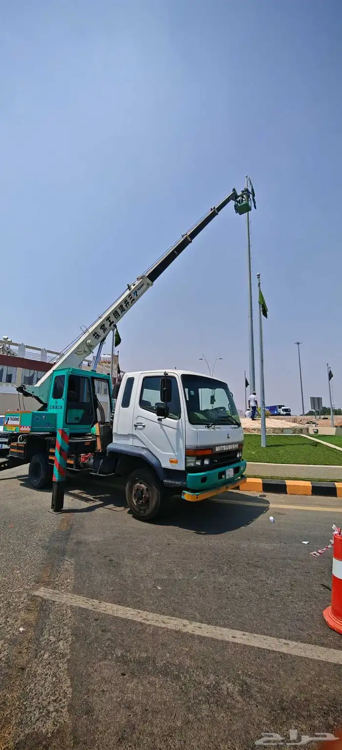 كرين 7طن. باسكت. صندوق 7 ton box crane. Basket for all the u 6