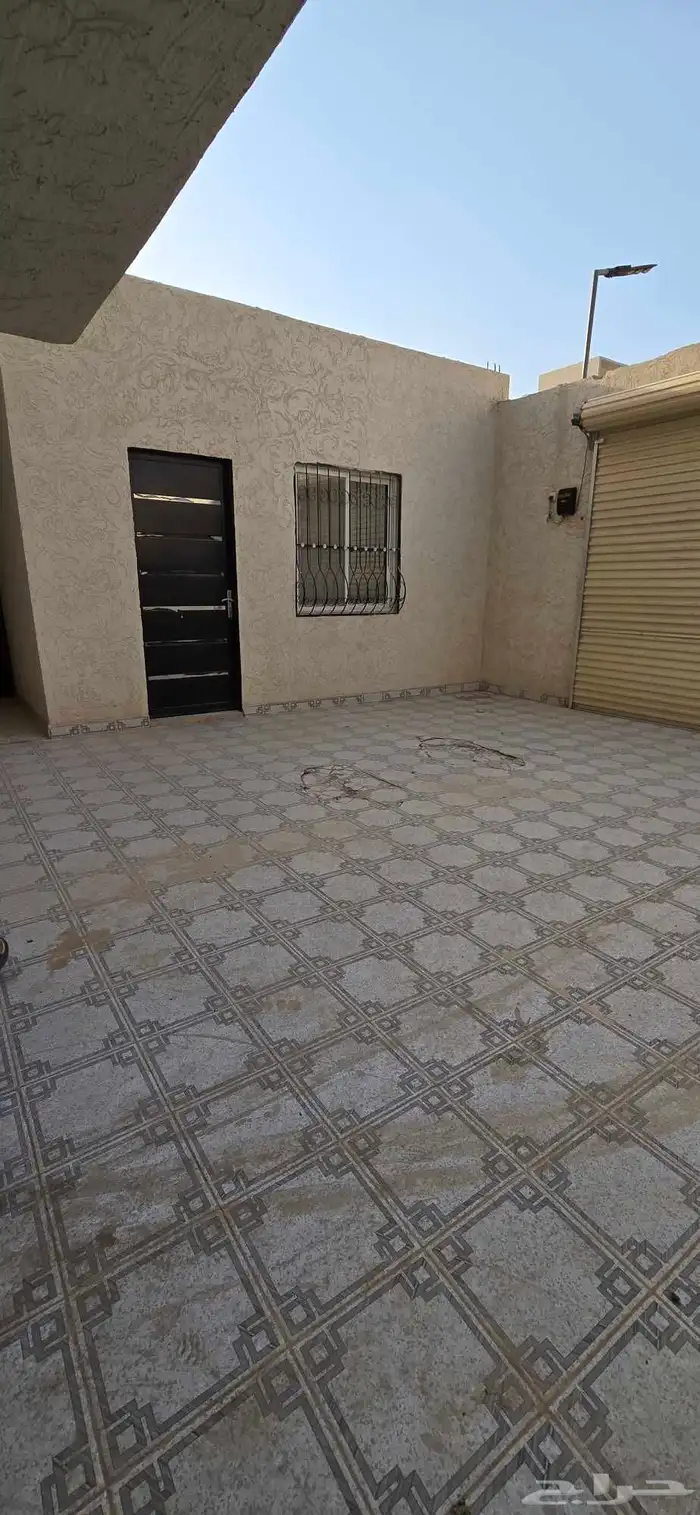 شقه للايجار بحي العوالي 2