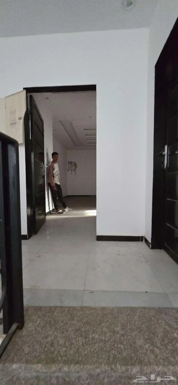 شقه للايجار بحي العوالي 5