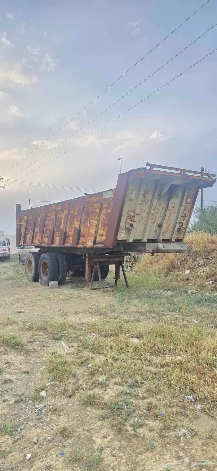 عدد 2روس اكتورس موديل 2001و2003 بصناديقها مقاس الصندوق 24 5