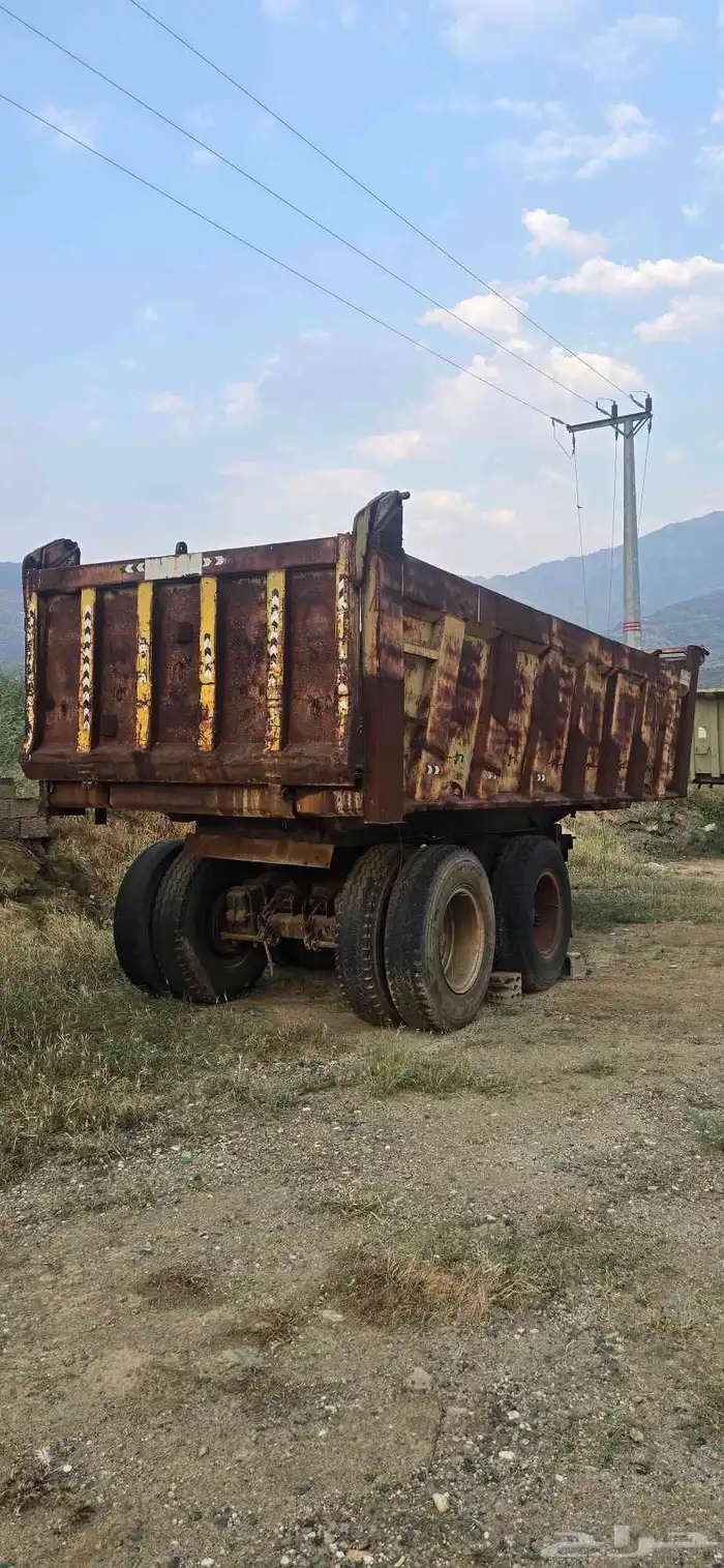 عدد 2روس اكتورس موديل 2001و2003 بصناديقها مقاس الصندوق 24 3