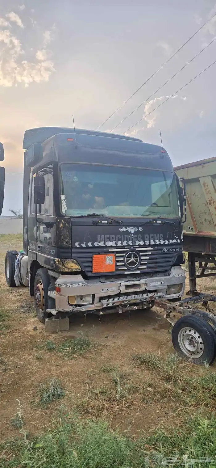 عدد 2روس اكتورس موديل 2001و2003 بصناديقها مقاس الصندوق 24 0