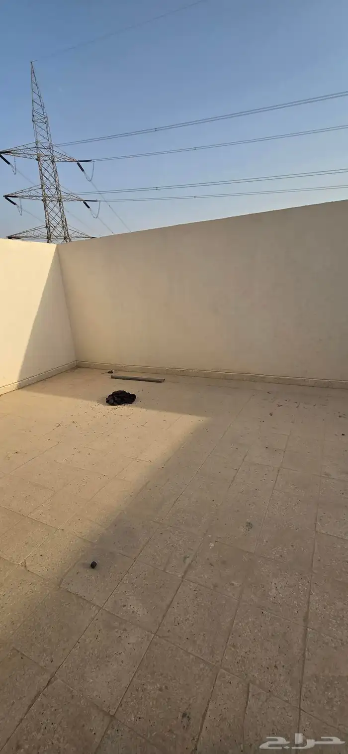 شقه للايجار بحي العوالي 7