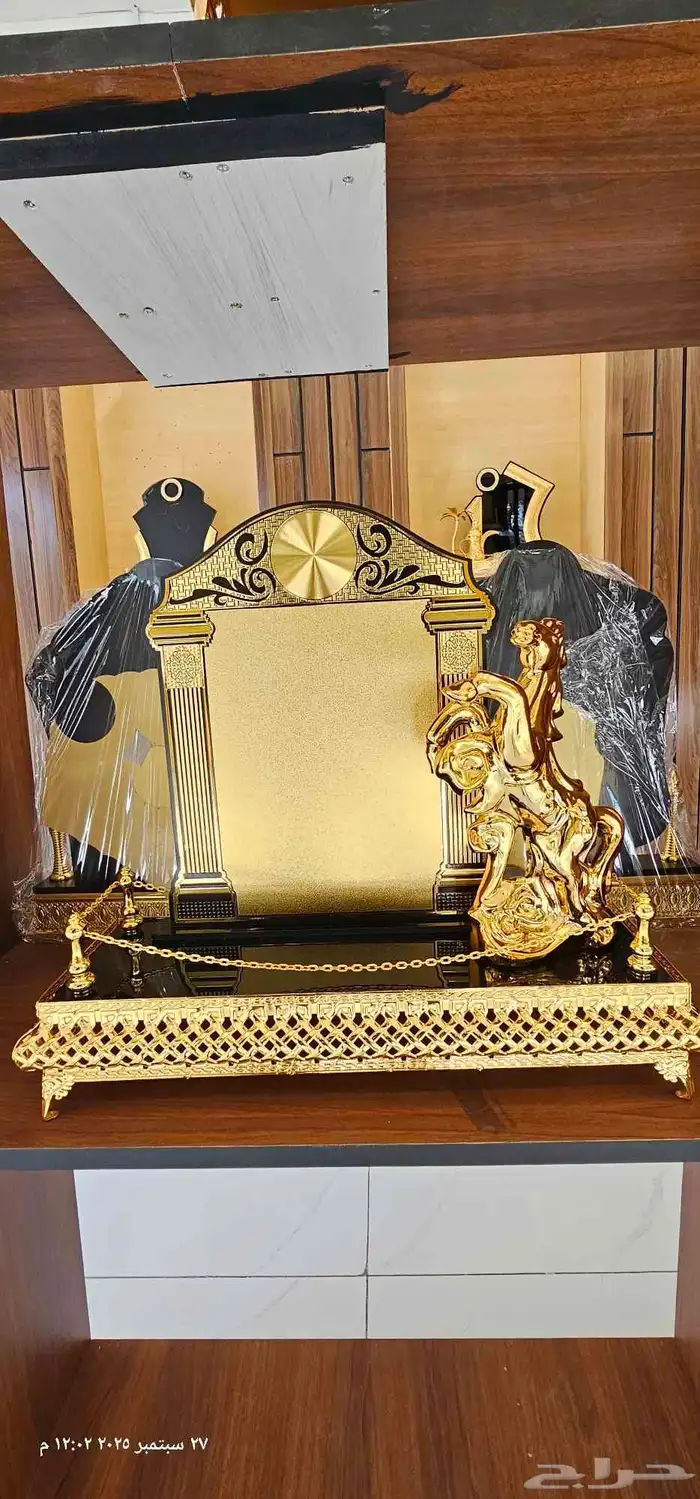 سيوف ودروع وهدايا تذكارية 33
