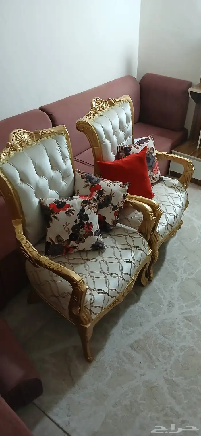 كرسي لي البيع 0