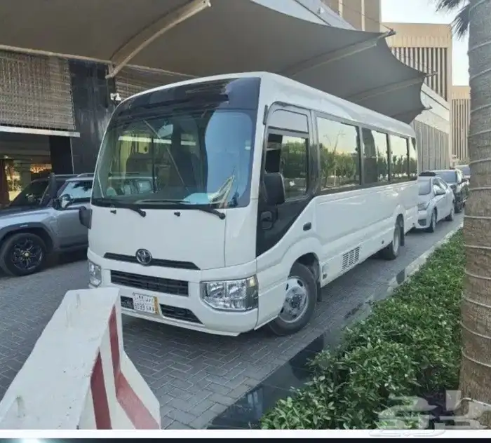 للايجار باص 30راكب مع السائق 0