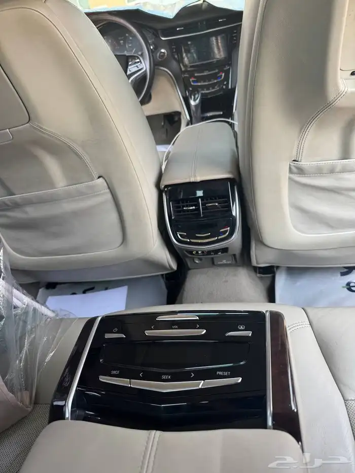 كاديلاك 2014 xts 21