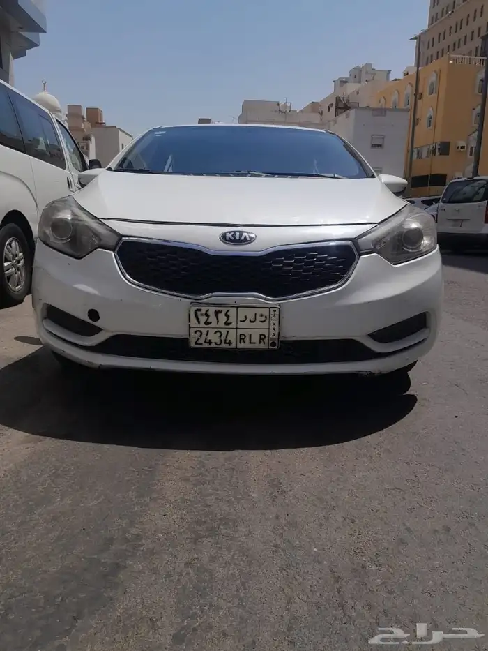 كيا سيراتو 2016 قير اتوماتيك بنزين ممشي 337 km مكينه تو 4