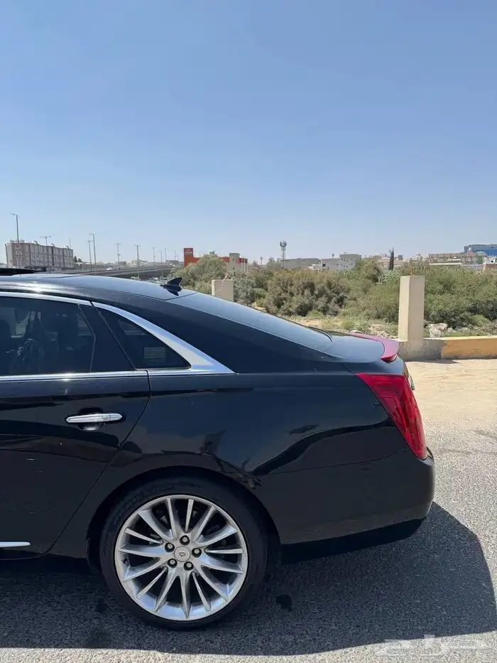 كاديلاك 2014 xts 8